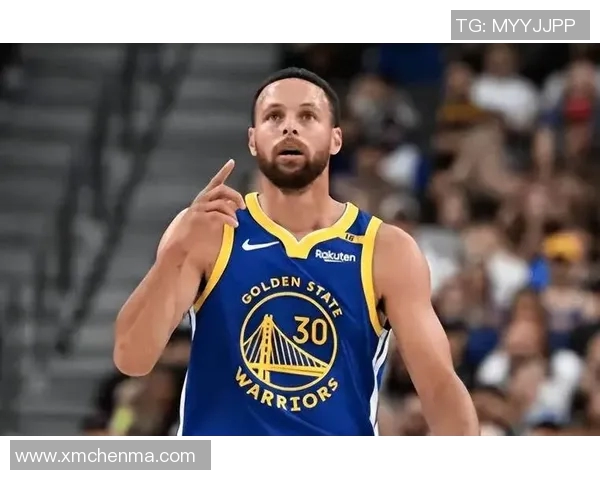 库里与主教练发生激烈冲突 双方情绪失控引发球队内部分裂 库里与主教练发生激烈冲突 双方情绪失控引发球队内部分裂